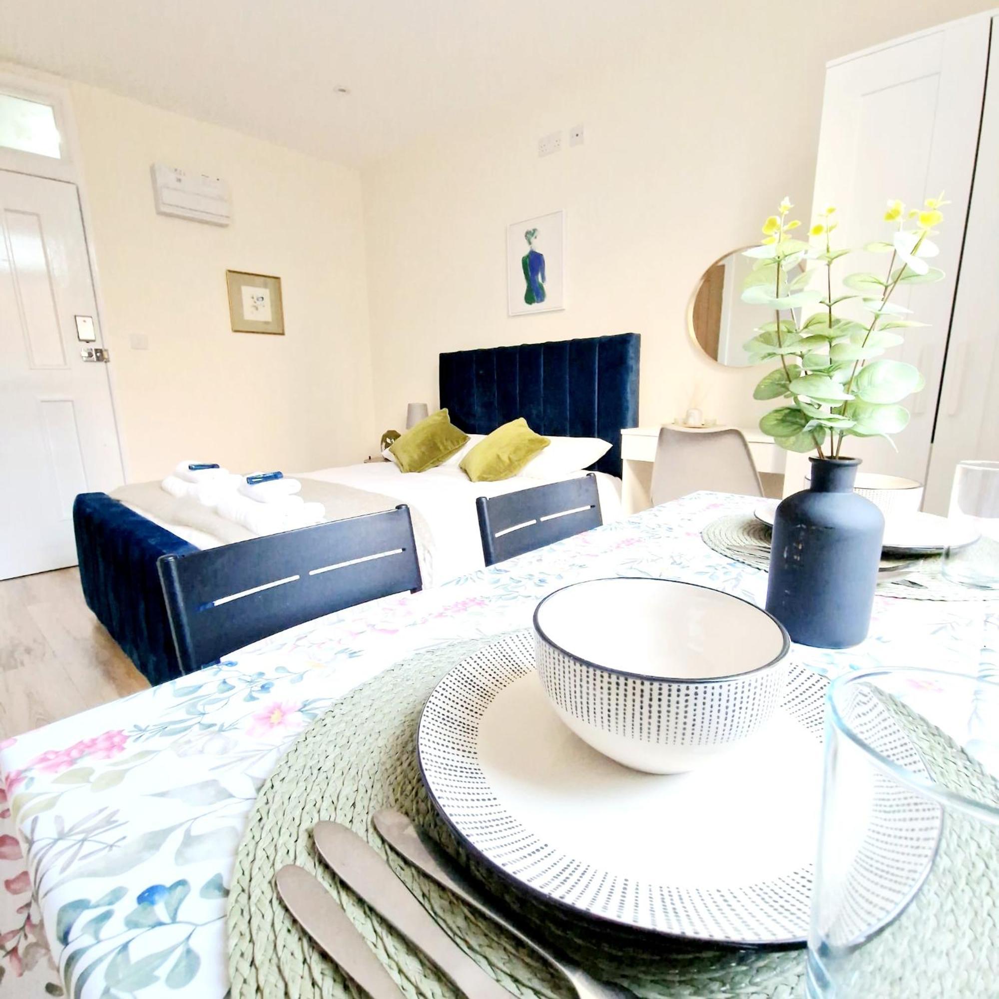 Crendon House Boutique Hotel High Wycombe Buckinghamshire Ngoại thất bức ảnh
